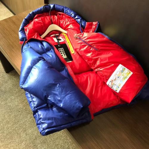 秋冬を彩る一着 ダウンジャケット 軽くて暖かい 2021秋冬 モンクレール MONCLER 3色可選 ショートパンツ 確定となる上品 モンクレールブランドコピー