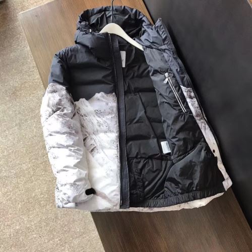 抜群な楽チン感ある大定番 2021秋冬 モンクレール MONCLER モンクレールスーパーコピー ダウンジャケット 2色可選 フードづき 軽量ダウンジャケット