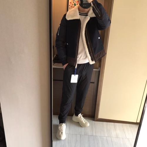 2021秋冬 人気 ランキング モンクレール MONCLER モンクレールスーパーコピー 激安 ダウンジャケット 落ち着いた感覚 ポケットづき