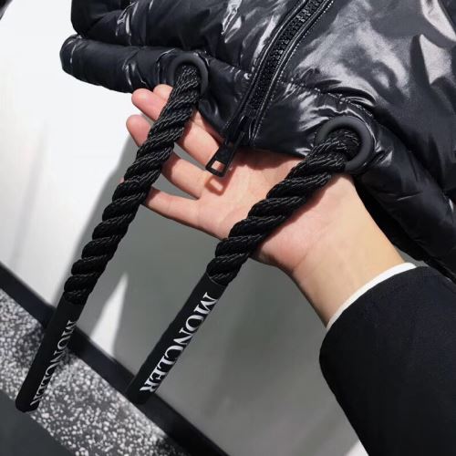 2021秋冬 大好評 モンクレール MONCLER モンクレールコピー ダウンジャケット 防風効果いい 自信有りの一着 ダウンプレミアムダウンジャケット