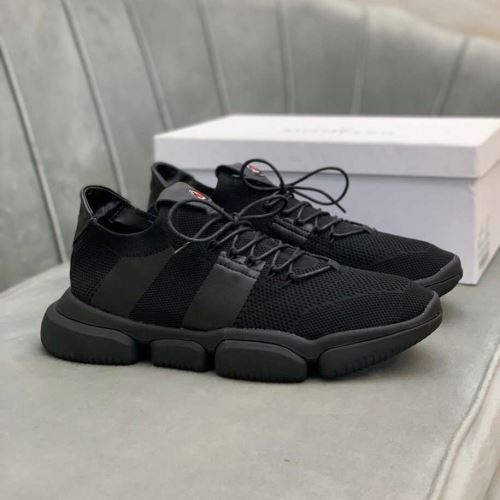 3色可選 2021春夏 モンクレール MONCLER ランニングシューズ シックスタイルに活躍 モンクレールスーパーコピー  飽きの来ない