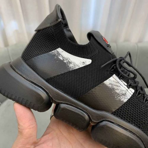 3色可選 2021春夏 モンクレール MONCLER ランニングシューズ シックスタイルに活躍 モンクレールスーパーコピー  飽きの来ない