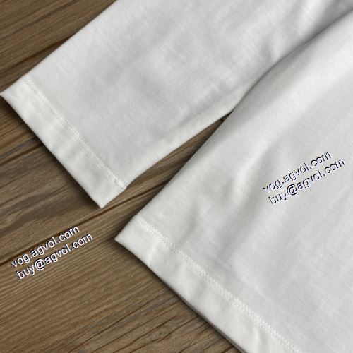 変わらない人気を誇る モンクレールコピー ブランド 2021秋冬 長袖Tシャツ プリント シンプル 3色可選 モンクレール MONCLER 優しいフィット感