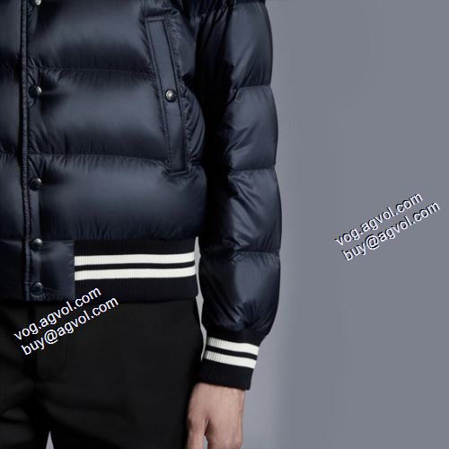 冬物大人気SALE 著名人の着用 2021秋冬 モンクレール ブランド コピー MONCLER ダウンジャケット メンズ 防風性に優れ