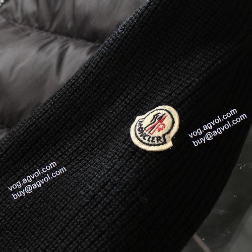 モンクレールコピー 2021秋冬 寒い季節にピッタリの一枚 モンクレール MONCLER 軽量ダウンジャケット 変わらない人気を誇る 2色可選