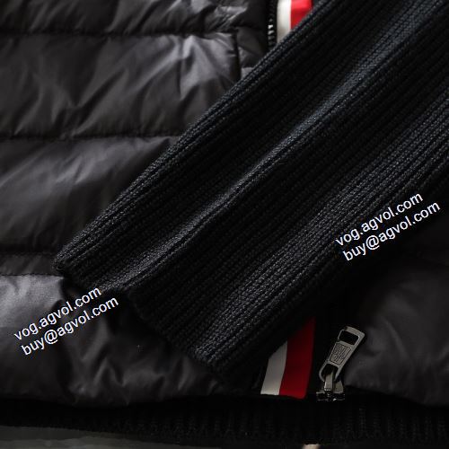 モンクレールコピー 2021秋冬 寒い季節にピッタリの一枚 モンクレール MONCLER 軽量ダウンジャケット 変わらない人気を誇る 2色可選