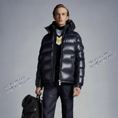 2021秋冬 モンクレール MONCLER 風も通さない モンクレールスーパーコピー 優しい色合い ダウンジャケット メンズ 高レベルの保温性