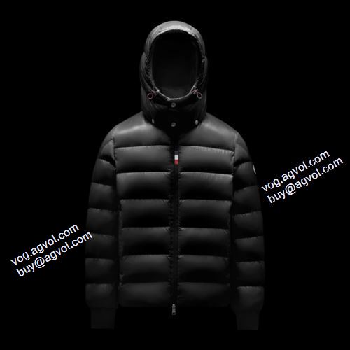 2021秋冬 人目を惹くデザイン モンクレール MONCLER 保温効果は抜群 メンズ ダウンジャケット モンクレールブランドスーパーコピー