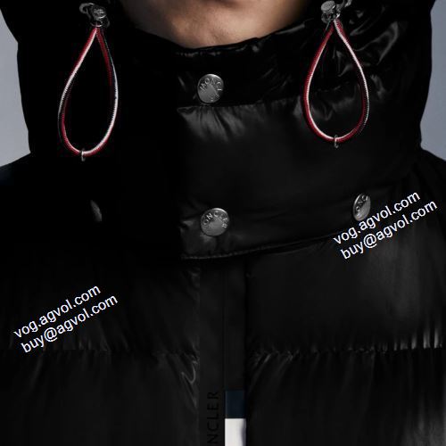 2021秋冬 人目を惹くデザイン モンクレール MONCLER 保温効果は抜群 メンズ ダウンジャケット モンクレールブランドスーパーコピー