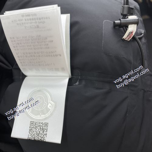 モンクレールブランド 偽物 通販 洗練を十分に演出する 2021秋冬 モンクレール MONCLER 2色可選 ダウンプレミアムダウンジャケット 防風性に優れ