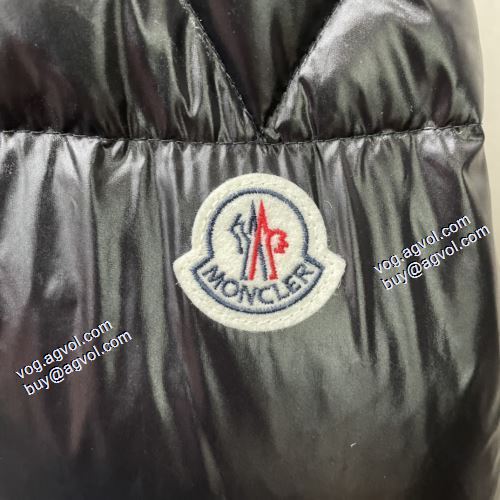 ダウンジャケット メンズ 2021秋冬 モンクレール MONCLER 活用できるアイテム モンクレールコピーブランド 防寒具としての機能もバッチリ