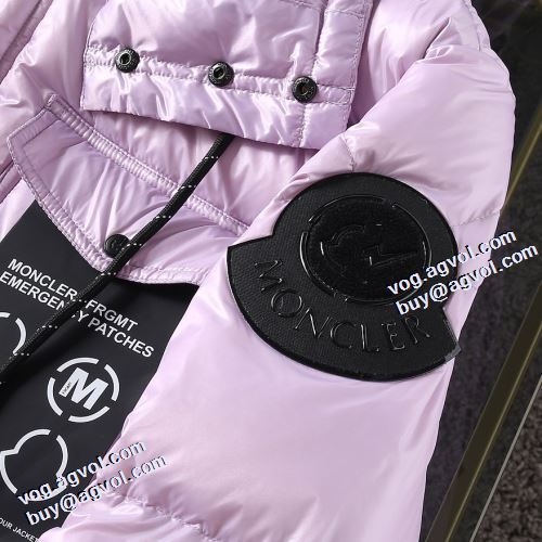 軽量ダウンジャケット 2021秋冬 モンクレールコピー モンクレール MONCLER 着心地 の良い 早くも完売している 保温効果は抜群 