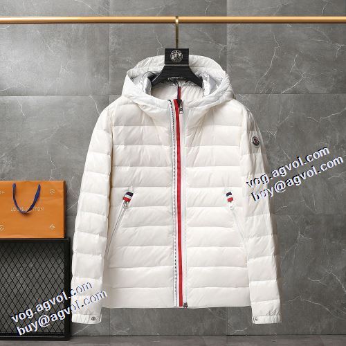 3色可選 2021秋冬 モンクレール MONCLER 軽量ダウンジャケット 魅力的 モンクレールブランド 偽物 通販 今一番HOTな新品 ファスナポケットが斜めになっているデザイン 