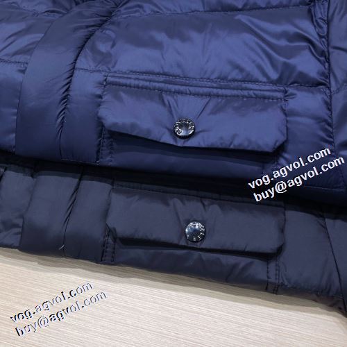 おしゃれに絶大な人気の 2021秋冬 軽量ダウンジャケット モンクレールコピーブランド モンクレール MONCLER 2色可選 重さを感じず ステンカラー