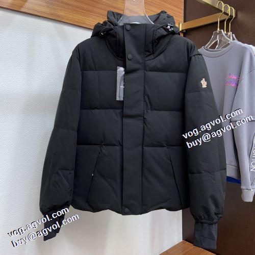芸能人に愛用者続出 モンクレールブランドスーパーコピー 2021秋冬 モンクレール MONCLER メンズ ダウンジャケット 2色可選 撥水性がある 着心地がクセになる