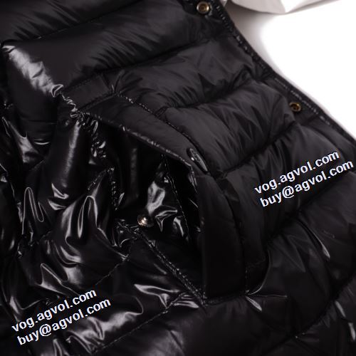 2021秋冬 モンクレールスーパーコピー 激安 個性的 モンクレール MONCLER ブルゾン ボタンダウン 野球ウェア おしゃれな装い