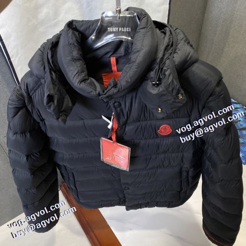 モンクレールコピー ダウンジャケット 着心地抜群 2021秋冬 モンクレール MONCLER フード部分は取り外し可能 快適な着心地をキープ
