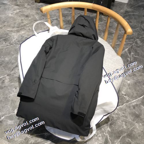 首周りもあったかい 2色可選 人気ブランド ダウンジャケット 2021秋冬 モンクレール MONCLER モンクレール偽物ブランド 魅力的