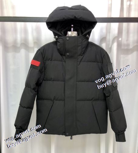 極上の着心地 2021秋冬 モンクレールブランドコピー ダウンジャケット モンクレール MONCLER 防風性に優れ 優しくボーディを包んでくれる 2色可選
