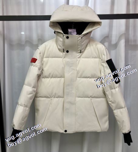 極上の着心地 2021秋冬 モンクレールブランドコピー ダウンジャケット モンクレール MONCLER 防風性に優れ 優しくボーディを包んでくれる 2色可選