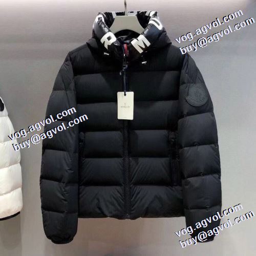 ふわふわな感触 風も通さない モンクレールコピー ブランド モンクレール MONCLER 2021秋冬 ライトダウンジャケット 2色可選