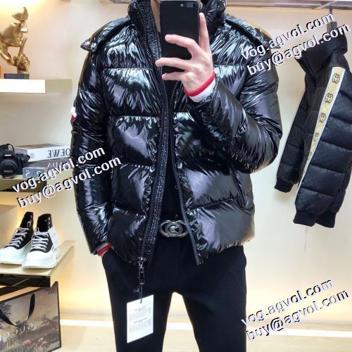 モンクレールスーパーコピー 激安 保湿性の向上 モンクレール MONCLER 2021秋冬 ダウンジャケット メンズ 真冬でも温かく過ごせる