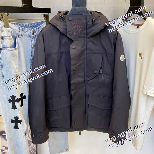 モンクレール MONCLER 2021秋冬 ふわふわな感触 モンクレールブランド コピー 軽量ダウンジャケット 日常のアウター使える