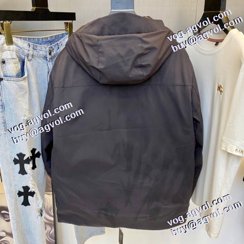 モンクレール MONCLER 2021秋冬 ふわふわな感触 モンクレールブランド コピー 軽量ダウンジャケット 日常のアウター使える