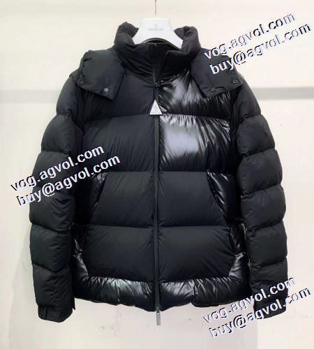 モンクレールブランド 偽物 通販 防寒具としての機能もバッチリ モンクレール MONCLER 寄り添える商品に生まれ変わる 2021秋冬 ダウンジャケット 2色可選