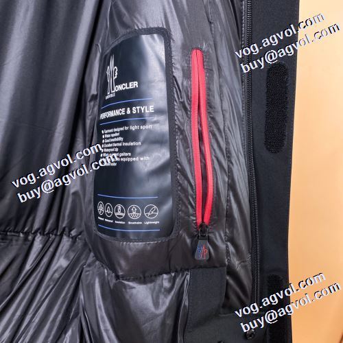 ブルゾン モンクレール MONCLER 2021秋冬 厳しい寒さに耐える モンクレールスーパーコピー カジュアルに着こなせるデザイン