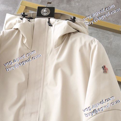 モンクレール MONCLER 2色可選 モンクレールコピー 2021秋冬 ロングコート 軽量ダウンジャケット ポリエステルの中綿