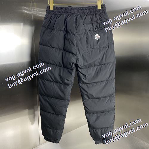 モンクレールブランド 偽物 通販 保温性を発揮する メンズ ダウンジャケット モンクレール MONCLER 2021秋冬 寒い季節にピッタリの一枚