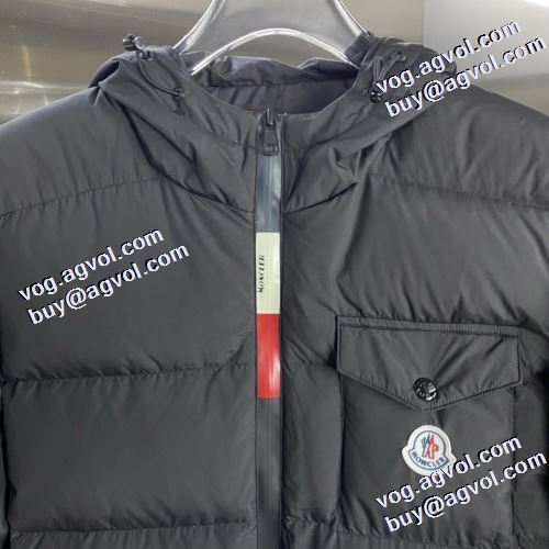 モンクレールブランド 偽物 通販 保温性を発揮する メンズ ダウンジャケット モンクレール MONCLER 2021秋冬 寒い季節にピッタリの一枚