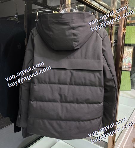 ダウンジャケット 秋冬を彩る一着 メンズ モンクレールスーパーコピー 激安 2色可選 モンクレール MONCLER 2021秋冬 高級感を引き立てる