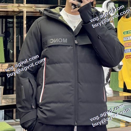 ダウンジャケット 秋冬を彩る一着 メンズ モンクレールスーパーコピー 激安 2色可選 モンクレール MONCLER 2021秋冬 高級感を引き立てる