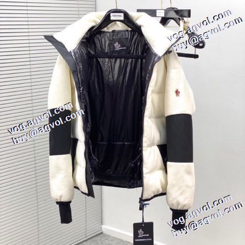 ダウンプレミアムダウンジャケット モンクレール MONCLER 2021秋冬 モンクレールブランドスーパーコピー 保温効果は抜群