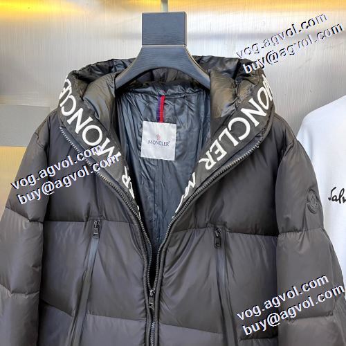 モンクレール MONCLER 保温性を発揮する ライトダウンジャケット モンクレールブランドコピー 2021秋冬 ポリエステルの中綿