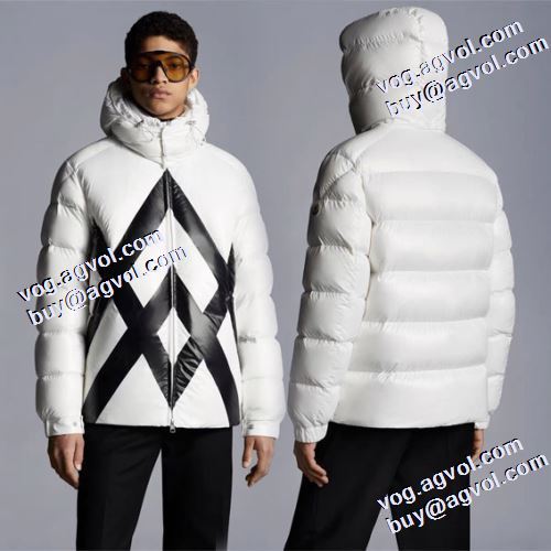 ダウンプレミアムダウンジャケット 冬物大人気SALE モンクレール MONCLER モンクレールスーパーコピー 激安 2021秋冬 防湿性に優れ