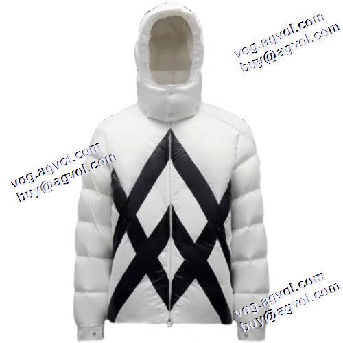 ダウンプレミアムダウンジャケット 冬物大人気SALE モンクレール MONCLER モンクレールスーパーコピー 激安 2021秋冬 防湿性に優れ