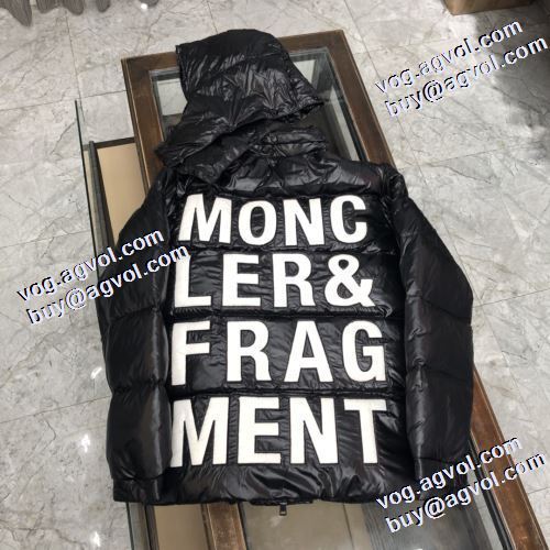 モンクレール MONCLER 高レベルの保温性  2021秋冬 ライトダウンジャケット モンクレールコピーブランド 快適な着心地をキープ