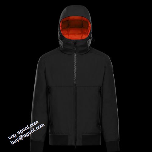 モンクレールブランド 偽物 通販 韓国の人気 2021秋冬 モンクレール MONCLER フードづき ライトダウンジャケット 2色可選 保温効果は抜群 