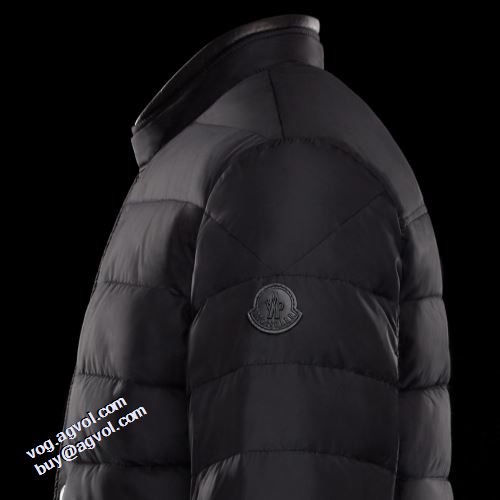 2021秋冬 モンクレール MONCLER モンクレールコピーブランド 綺麗に決まるフォルム！ダウンジャケット メンズ 寒さに打ち勝つ