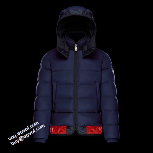 2021秋冬 モンクレール MONCLER モンクレールブランドスーパーコピー ライトダウンジャケット 人気新品★超特価★ 3色可選 保温効果は抜群