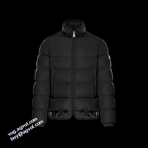 2021秋冬 モンクレール MONCLER モンクレールブランドスーパーコピー ライトダウンジャケット 人気新品★超特価★ 3色可選 保温効果は抜群
