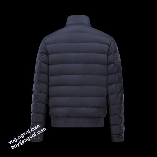 大絶賛の履き心地! 2021秋冬 モンクレールスーパーコピー モンクレール MONCLER メンズ ダウンジャケット 防風性にも優れた 保温性を発揮する