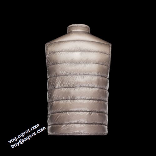 2021秋冬 モンクレール MONCLER 着心地抜群 モンクレールコピーブランド 軽量ダウンジャケット 4色可選 ふわふわな感触 秋冬を彩る一着