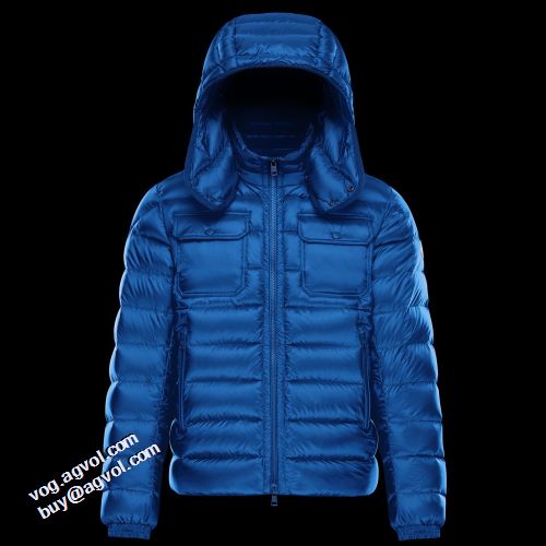 秋の定番 2021秋冬 モンクレールコピー ブランド 軽量ダウンジャケット モンクレール MONCLER 厳しい寒さに耐える 4色可選 弾力性に優れ