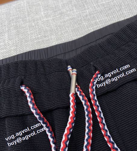 モンクレールブランドスーパーコピー チノパン 2021秋冬 芸能人に愛用者続出 モンクレール MONCLER 最高のリラックス感 着回力抜群