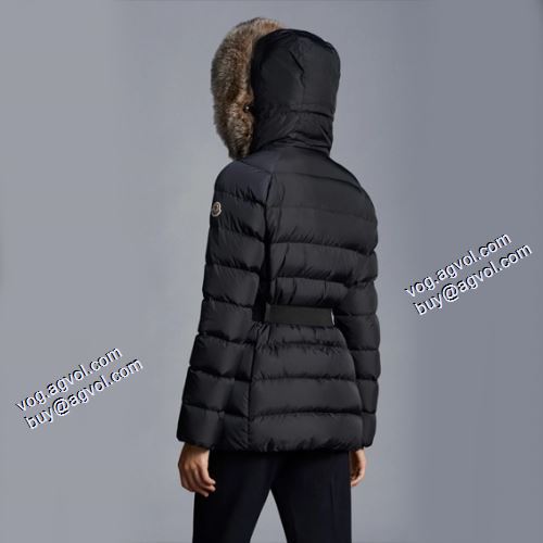 ライトダウンジャケット 2021秋冬 人気販売中 モンクレール MONCLER 飽きのこないデザイン 寒さに打ち勝つ 高級感を引き立てる