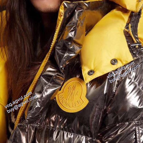 2021秋冬 モンクレール MONCLER 先行販売 ファション性の高い ライトダウンジャケット 防寒具としての機能もバッチリ